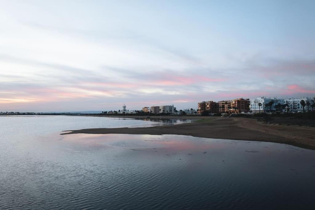 Tolles Ferienhaus Mit Sonnenterrasse Direkt Am Meer Isola Cristina Esterno foto